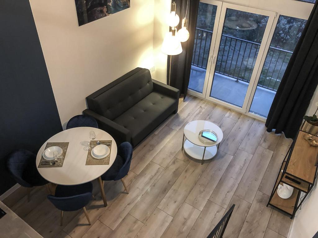 Airport Apartment Wrocław Eksteriør billede
